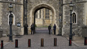 Eindringling mit der Armbrust wird wegen Verrats angeklagt