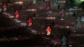 Shakira sprengt an der Copacabana die Dimensionen