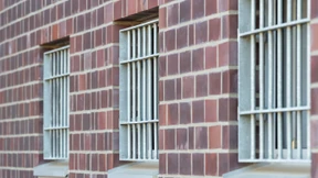 Mit Krebs im Endstadium hinter Gittern