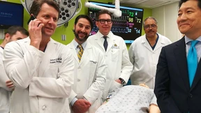 Erste Penis- und Hodentransplantation