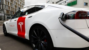 Der Irrsinn mit der Tesla-Aktie