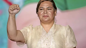 Vizepräsidentin mit fester Faust