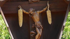 Über das Abhacken von Kreuzen und Köpfen