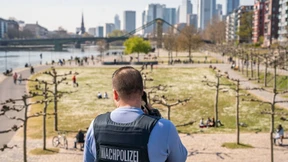 Frankfurter Polizei  in Sorge