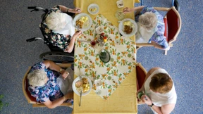 Die Altenpflege steht vor dem Finanzkollaps