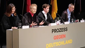 Ist dies der letzte Moment, um die Demokratie zu retten?