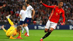 England unterliegt Spanien, Schweiz schießt Island ab