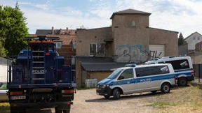 Mehr als 500 Beamte bei Razzien in rechter Szene im Einsatz