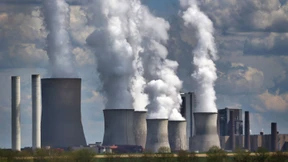 RWE kündigt mehr Schulden an