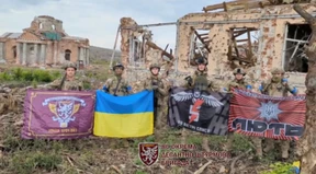 Lob für die „Prachtkerle“ für Einnahme von Ortschaft bei Bachmut