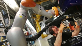 Kuka-Vorstand empfiehlt Aktionären Verkauf an chinesischen Investor