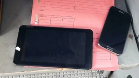 Hass-Kommentare im Netz: Auch Wohnungen in Hessen durchsucht