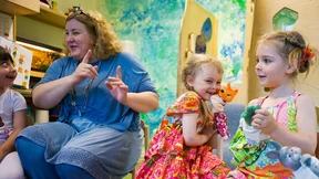 Zwischen den Stühlen