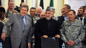 Die Diplomatie als Retter