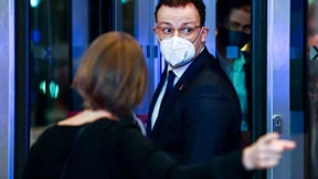 Spahn rechnet mit Impfbeginn zum Jahreswechsel