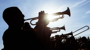 Der Nachbar darf trompeten