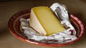 Mit Krieg und Hummer gegen die Verschwendung