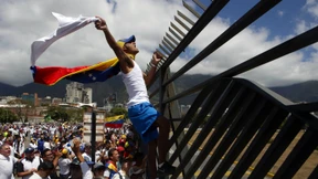 Hilfsschiffe sitzen in Venezuela fest