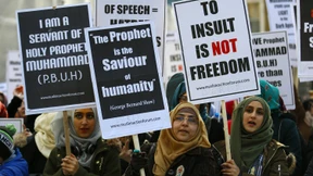 Muslime protestieren gegen „Charlie“-Karikaturen