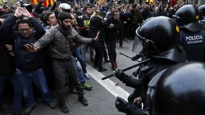Mehr als hundert Verletzte bei Protesten in Katalonien