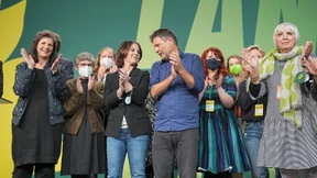 Grüne stimmen Koalitionsverhandlungen zu