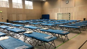 Feldbetten für die Heimkehrer