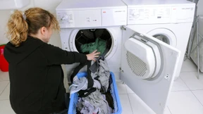 Frauen tun mehr im Haushalt 