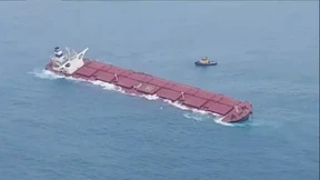 Frachter mit 300.000 Tonnen Roheisen auf Grund gelaufen