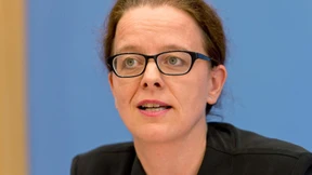 „Gibt es Sexismus in der VWL, Frau Schnabel?“