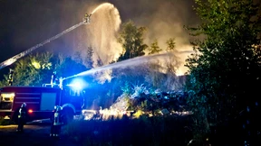 Polizei: Abermals Brandstiftung in Reifenlager