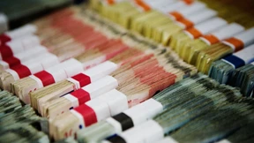 Das große Bargeld-Horten der Banken