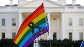 Trump und Clinton streiten über Terrorismus