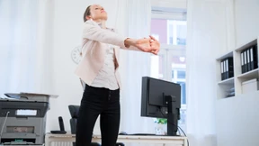 „Wer häufig länger als 45 Minuten am Stück sitzt, schadet sich bereits“