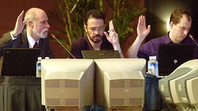 Die Großmächte kämpfen ums Internet