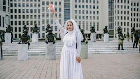 Weiße Kleider gegen staatliche Willkür