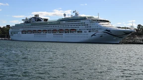 Kreuzfahrtschiff mit mehr als 100 Corona-Fällen in Sydney angedockt