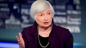 Steigende Renditen sorgen für festeren Dollar