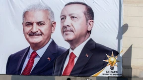 Gewalt gegen gewaltfreie Aktionen