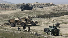 Truppen rücken von Nordwesten auf Mossul vor