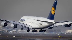 Lufthansa-Airbus muss über Atlantik umkehren