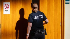 15-Jährige wegen Mordes zu langer Haftstrafe verurteilt