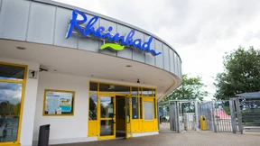 Schwimmbad führt nach Randale Ausweispflicht ein