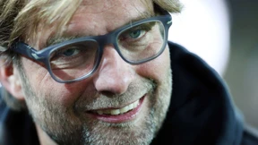 Alle gratulieren den unglaublichen Bayern