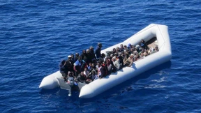 Renzi will Migranten von Überfahrt abhalten