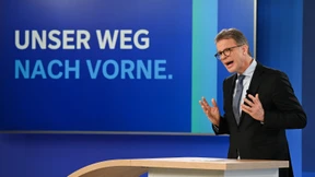 Sehr lange Schatten über der Deutschen Bank