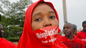 Verhandlung über Austausch entführter Mädchen