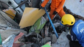 Frau in Palu gerettet