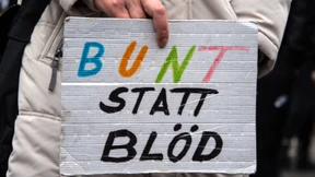 1.200 Menschen demonstrieren in Kandel gegen AfD-Aufmarsch