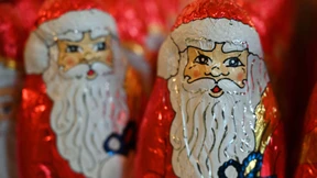 Einbrecher isst Schoko-Weihnachtsmann und wird festgenommen