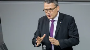 Herr Kiesewetter, muss Tiktok in Deutschland verboten werden?